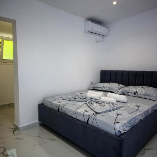 Quiet Blue Guesthouse