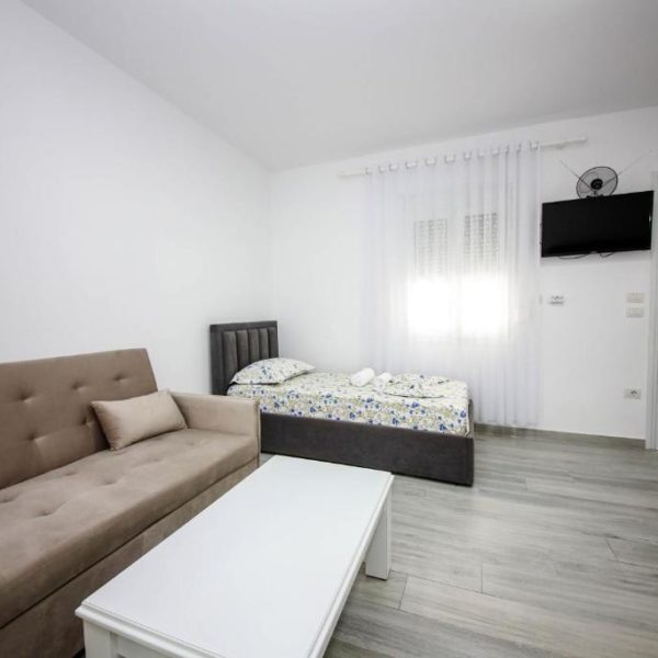 Quiet Blue Guesthouse