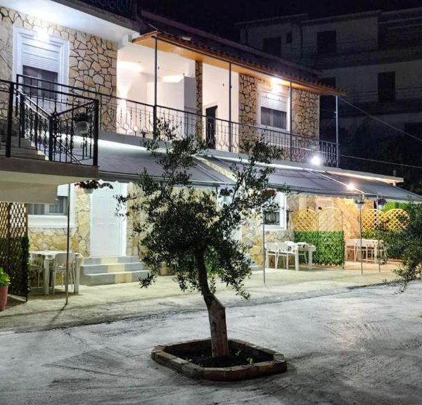 Quiet Blue Guesthouse