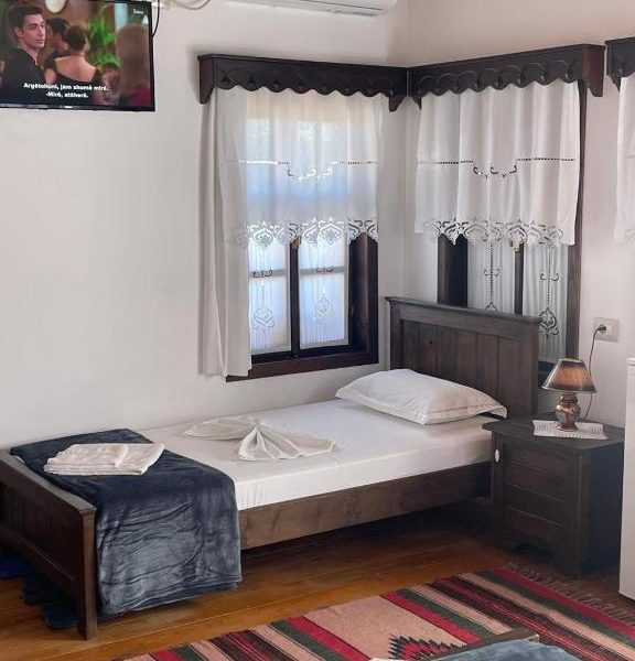 Guest House Genti