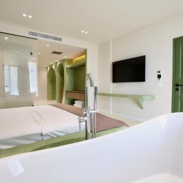 San Angelo Luxury Studios - Adults Only "100m from main resort"