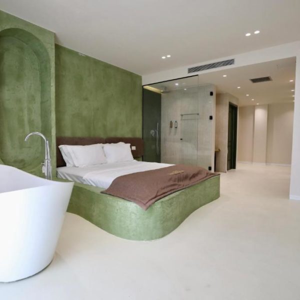 San Angelo Luxury Studios - Adults Only "100m from main resort"