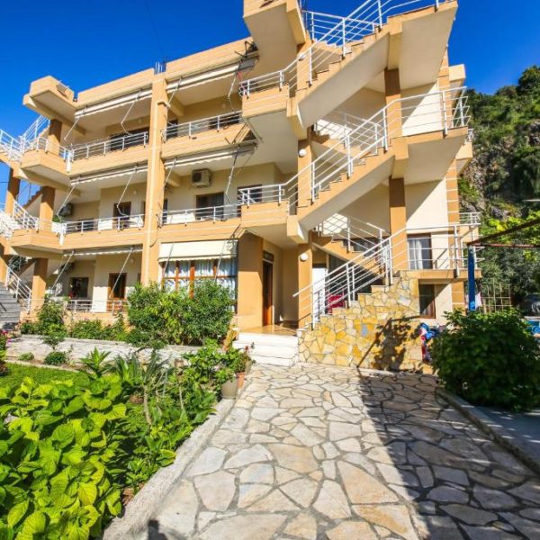 Villa Balili Vlore