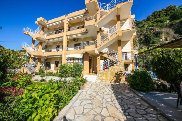 Villa Balili Vlore