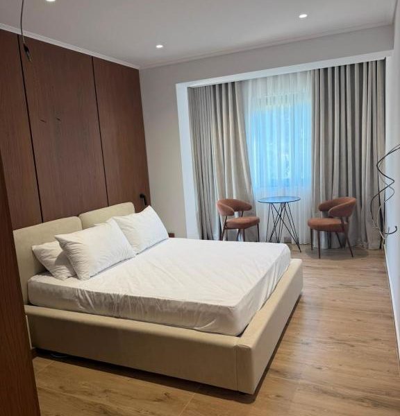 Queen Palace Luxury Hotel