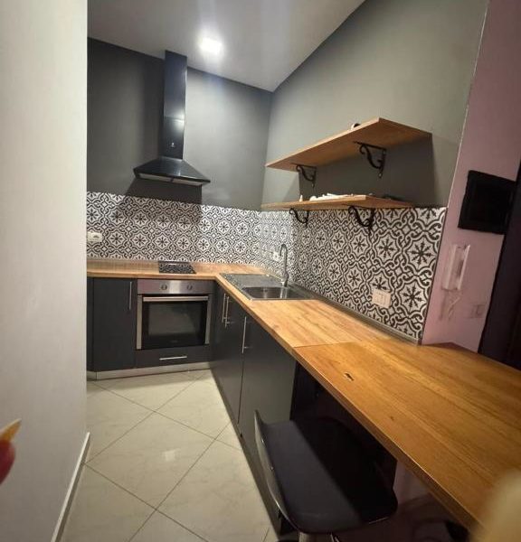 Miki Apartment