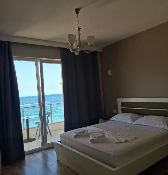 Palmanova Beach Mardok