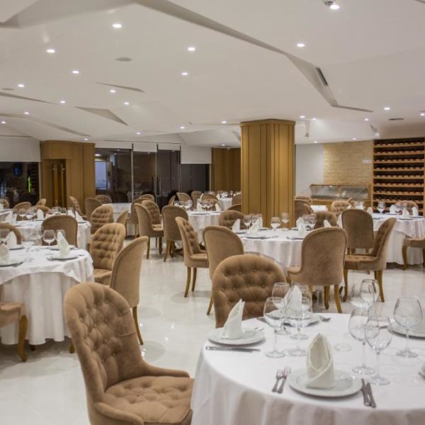 Santa Quaranta Premium Resort