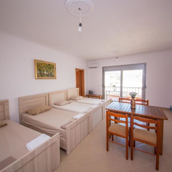 Himara Apartments