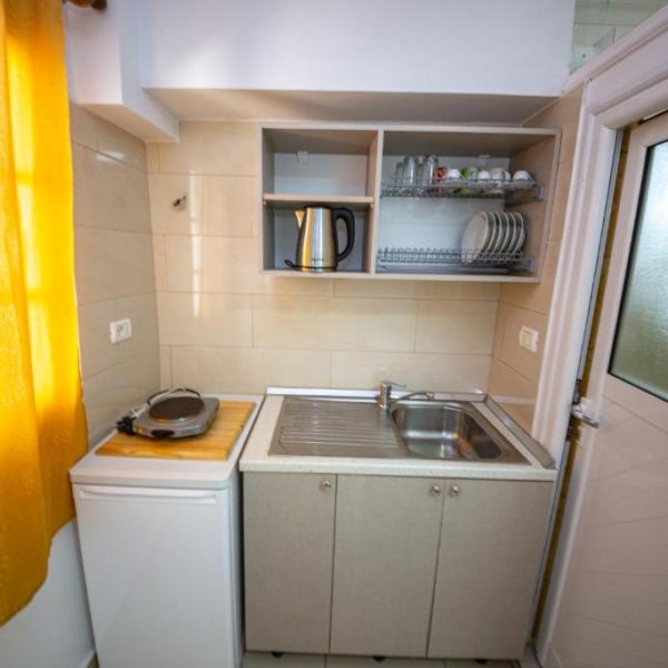 Himara Apartments