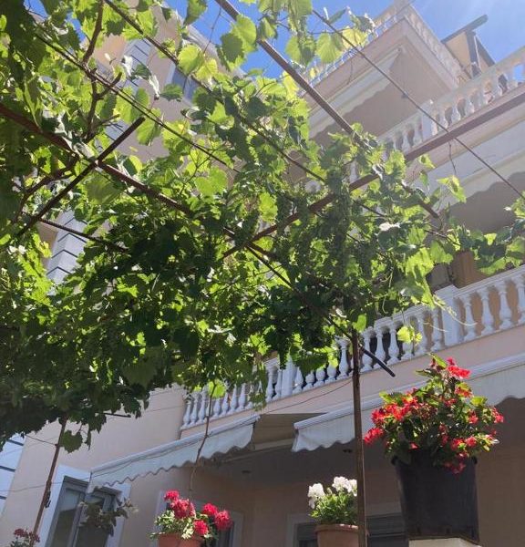 Himara Apartments